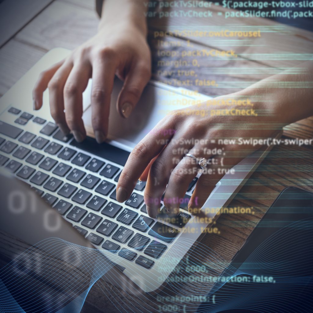 concepto-de-collage-html-y-css-con-persona (1)